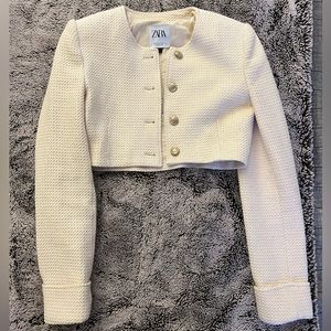Zara Cropped Textured Cream Jacket Size Medium